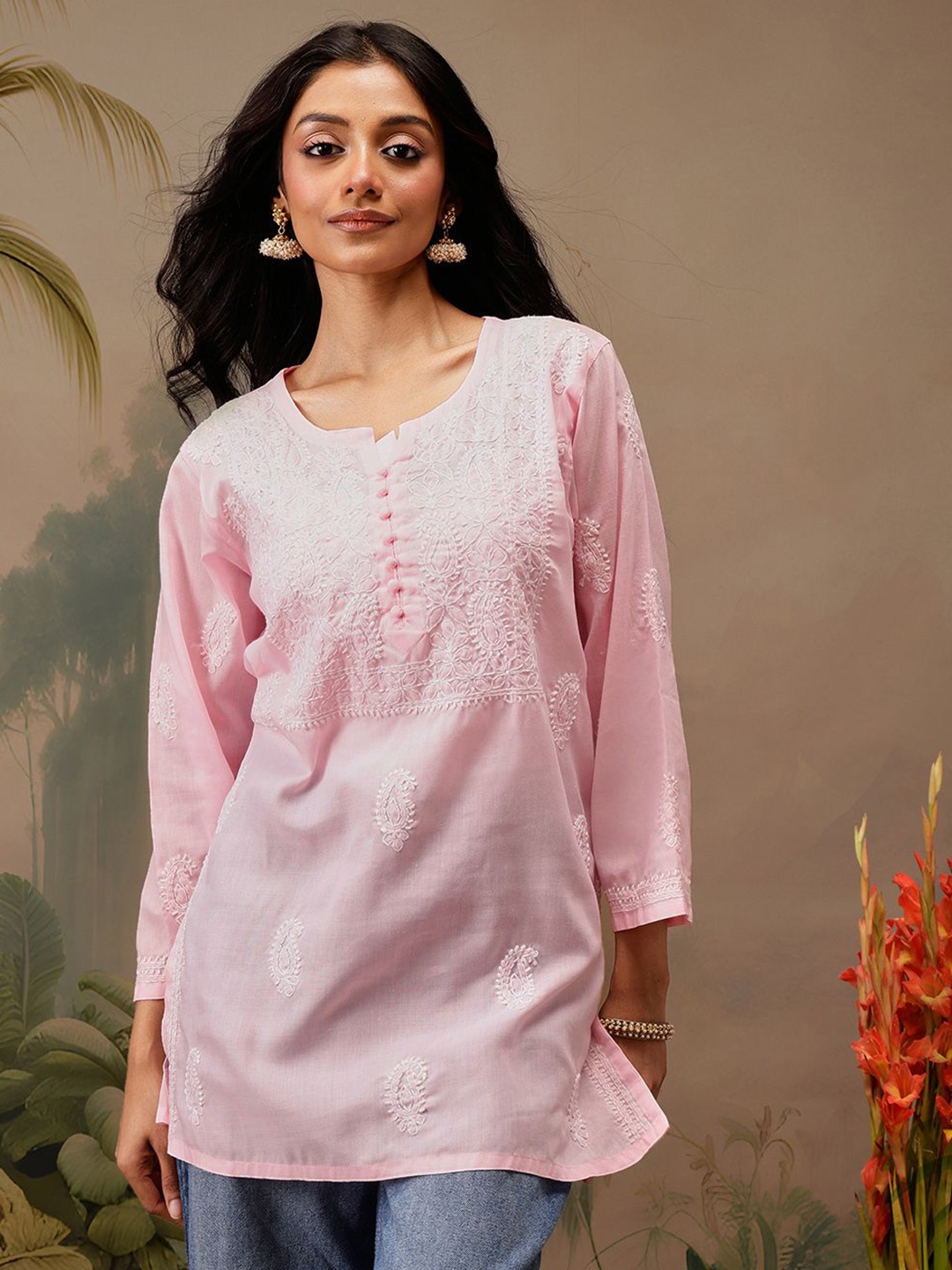 

ADA Ethnic Motifs Embroidered Thread Work Chikankari Kurti, Pink