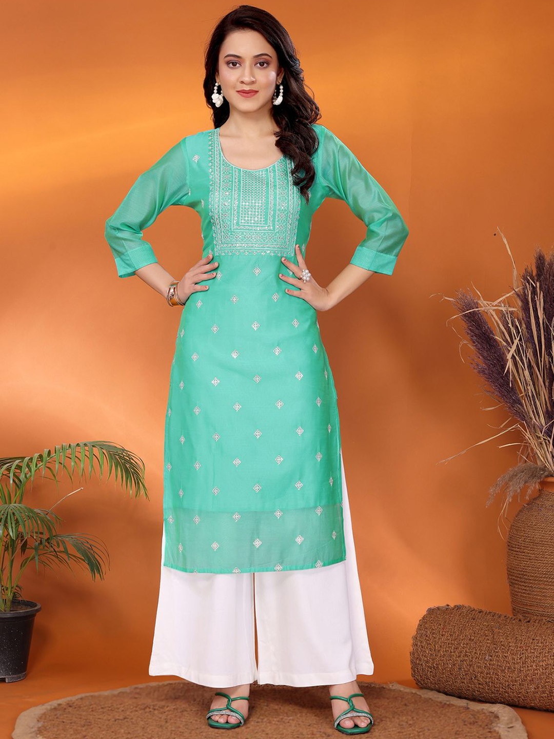 

Rangita Ethnic Motifs Embroidered Thread Work Straight Kurta, Sea green