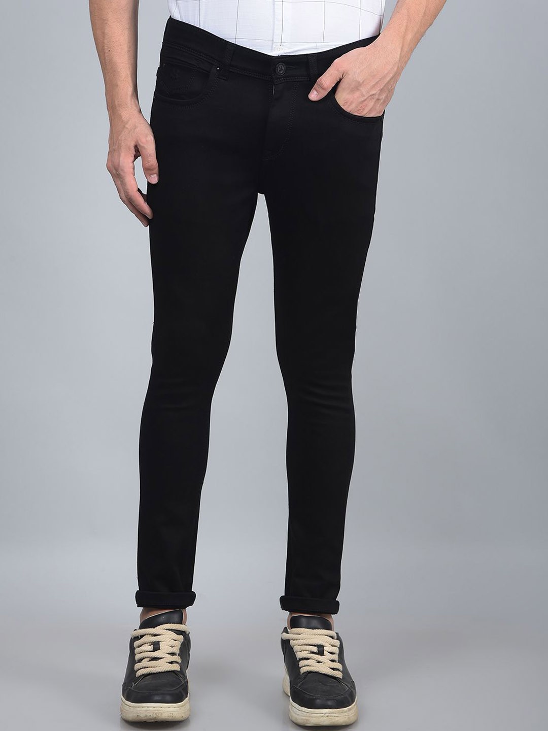 

Crimsoune Club Men Skinny Fit Heavy Fade Stretchable Jeans, Black