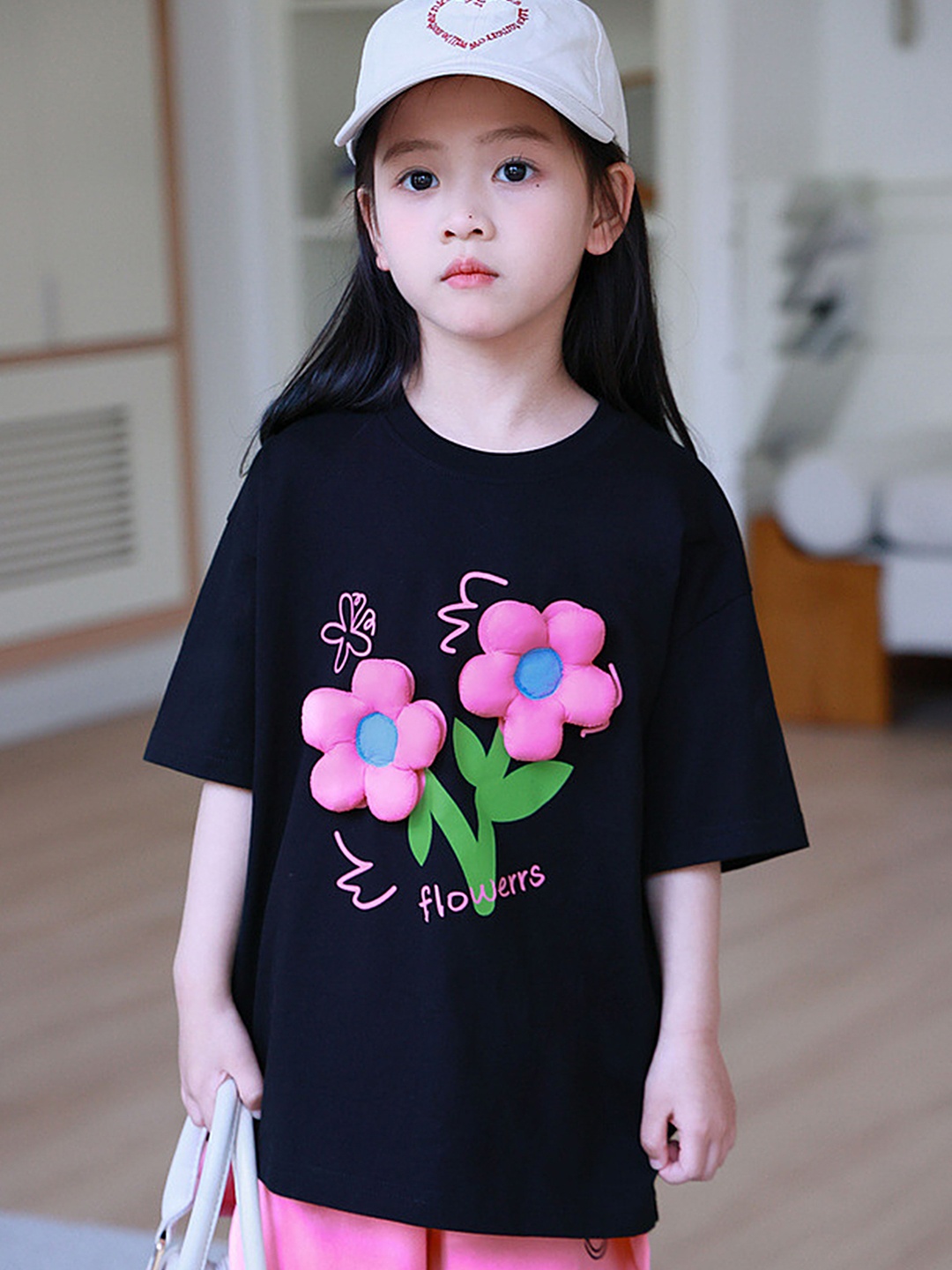 

LULU & SKY Girls Floral Printed Round Neck Oversized T-shirt, Black