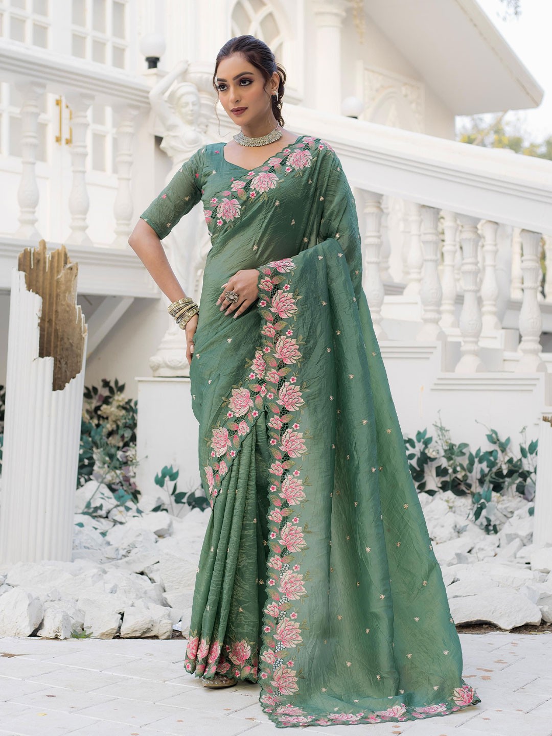 

Anouk Floral Embroidered Saree, Green