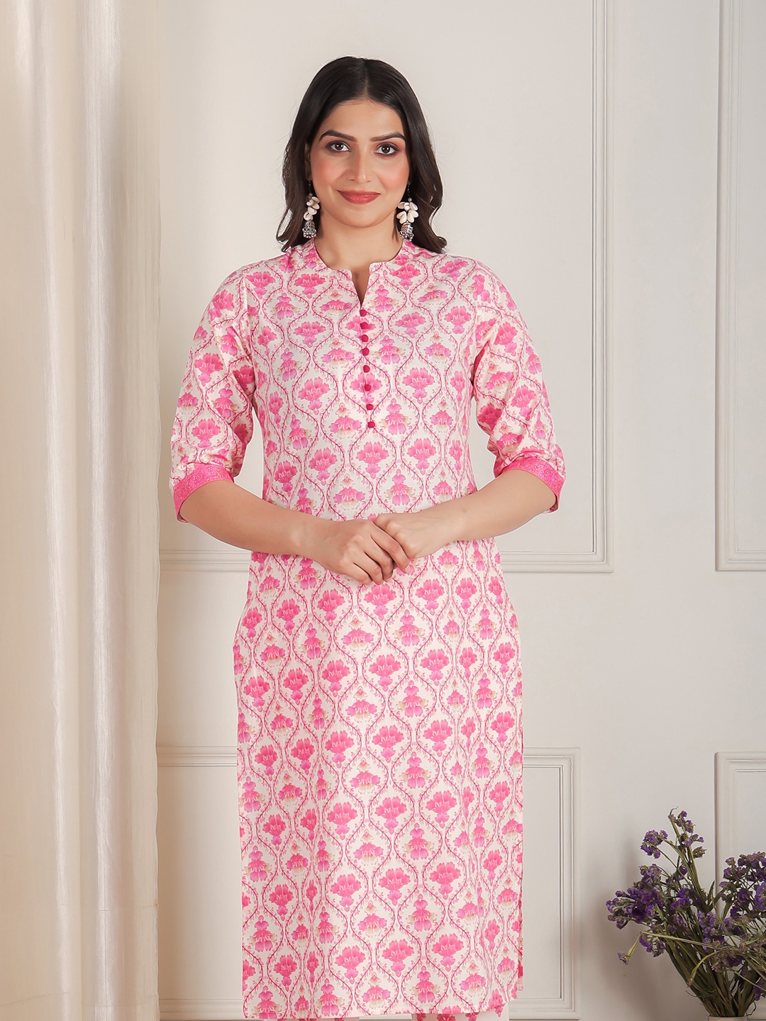 

Aramya Floral Printed Mandarin Collar Pure Cotton Straight Kurta, Pink