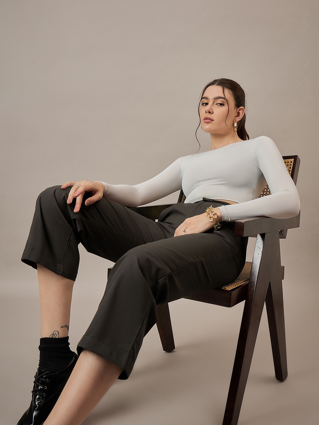 

CORSICA Women Relaxed Straight Fit High-Rise Easy Wash Pleated Trousers, Grey