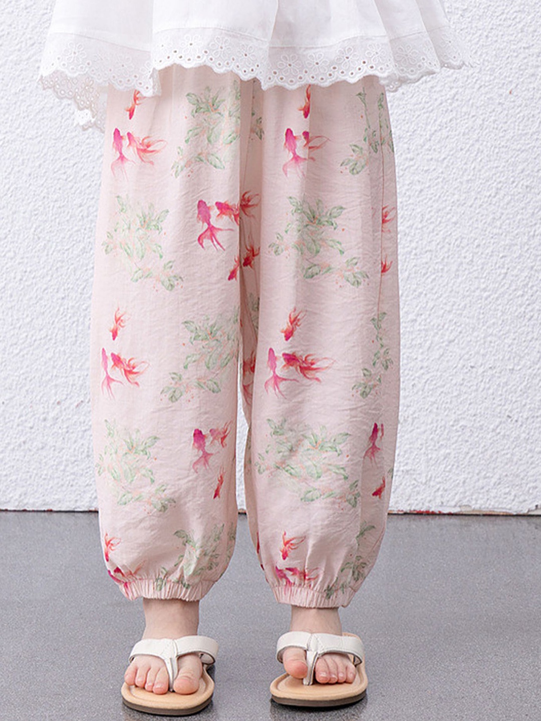 

LULU & SKY Girls Floral Printed Tapered Fit High-Rise Trouser, Pink