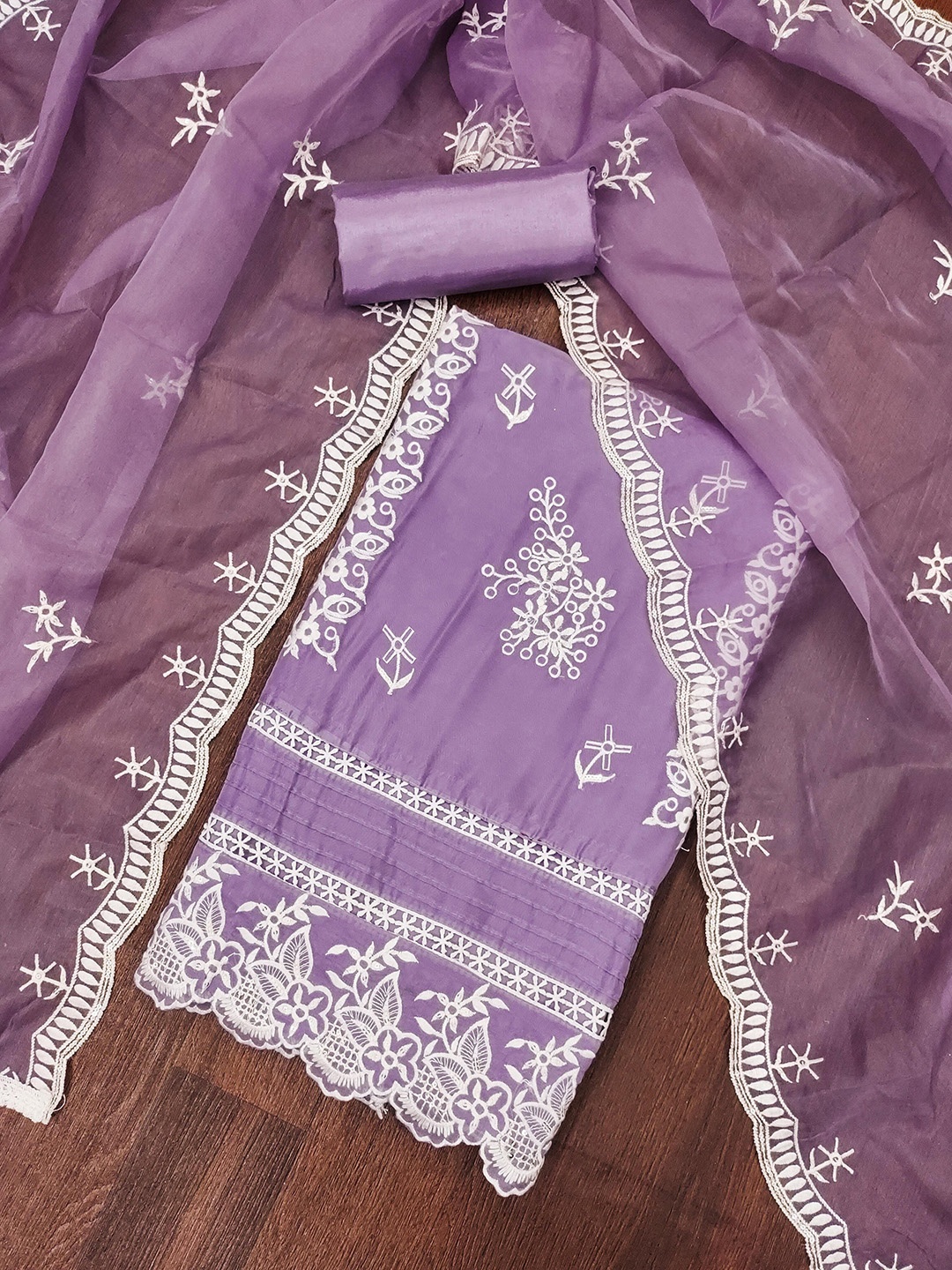 

SHADOW & SAINING Floral Embroidered Thread Work Organza Semi-Stitched Dress Material, Lavender