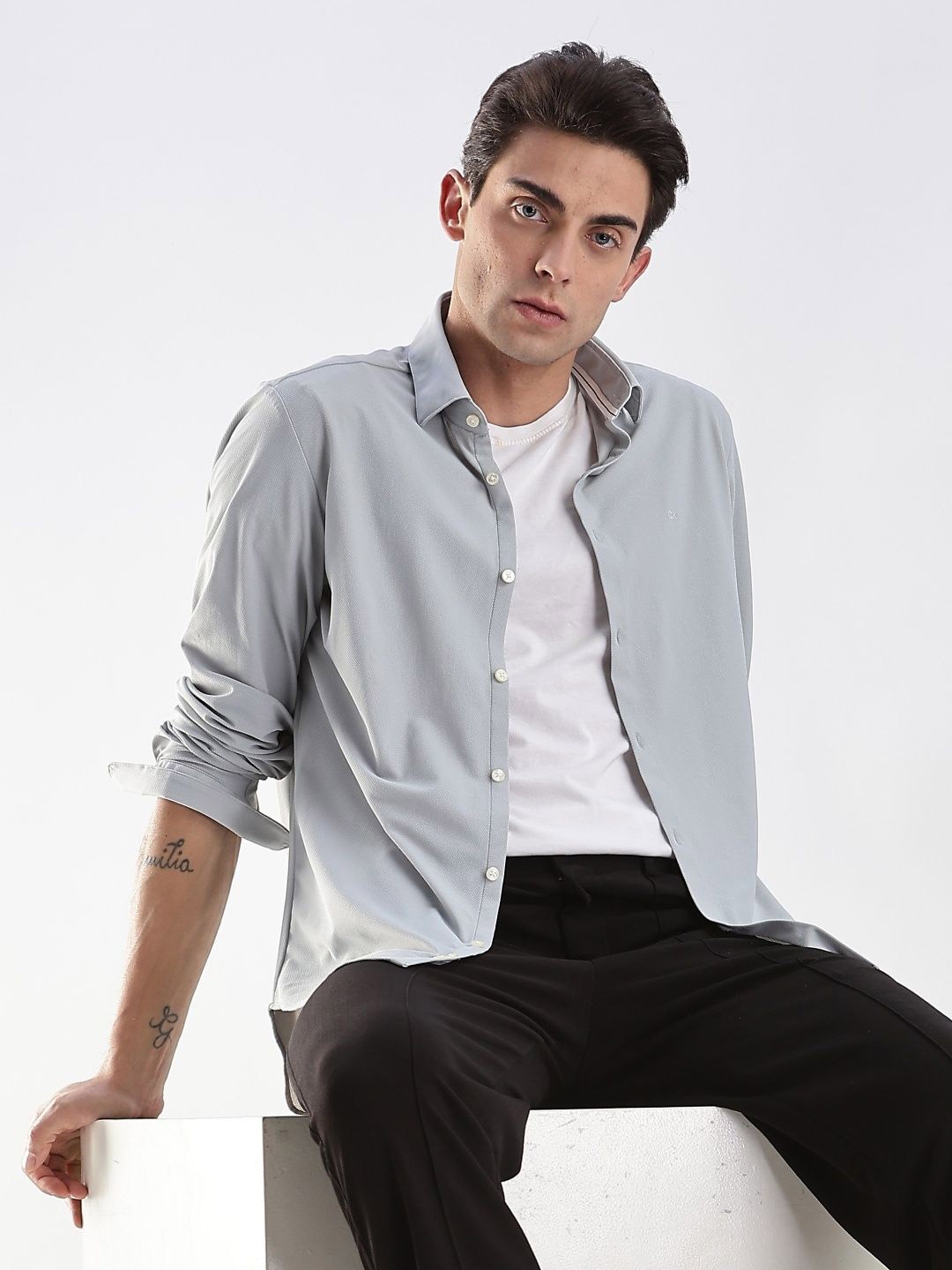 

Calvin Klein Jeans Cotton Slim Fit Opaque Casual Shirt, Grey