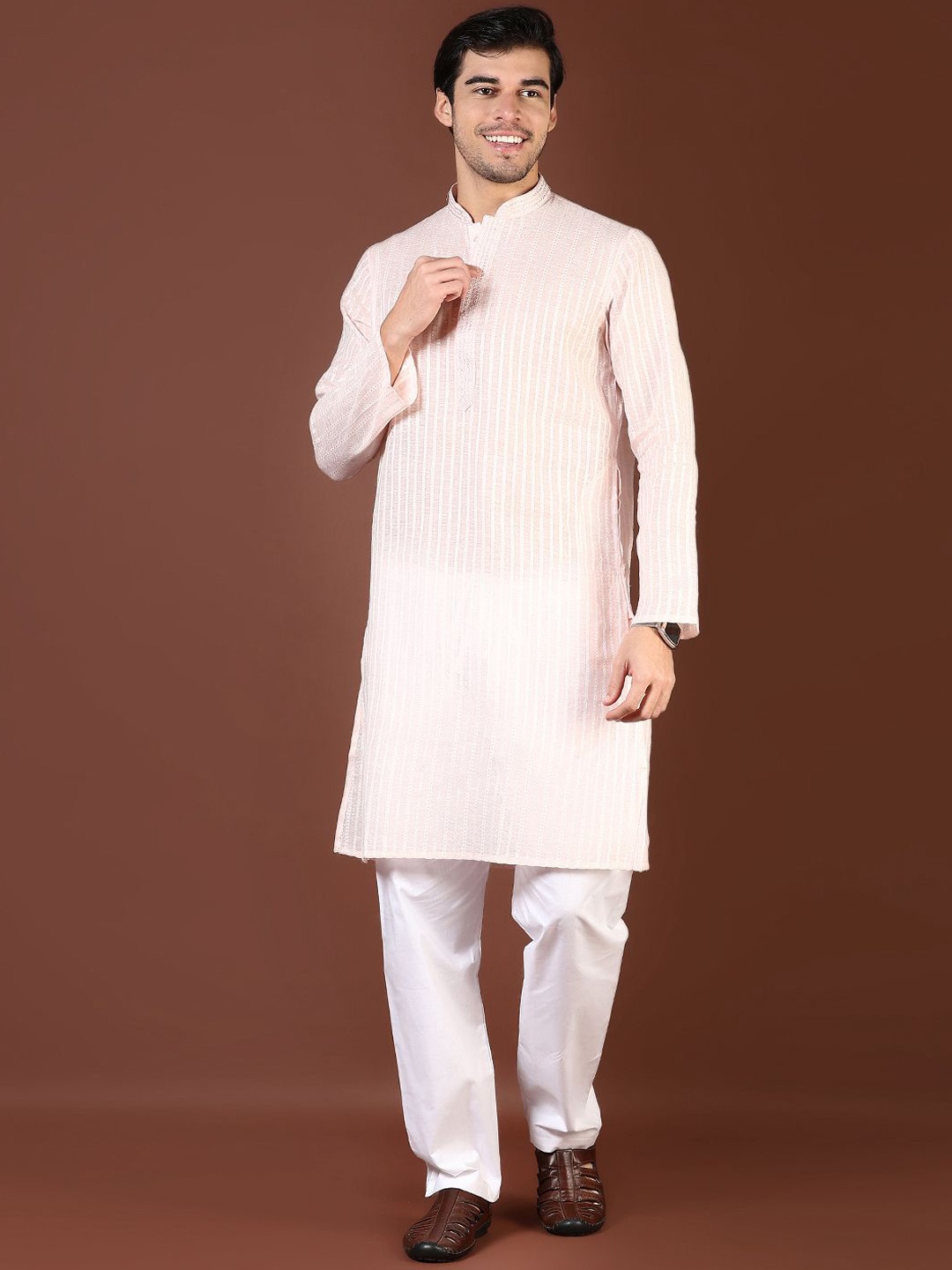 

V-Mart Striped Mandarin Collar Thread Work Straight Kurta With Pyjama, Pink