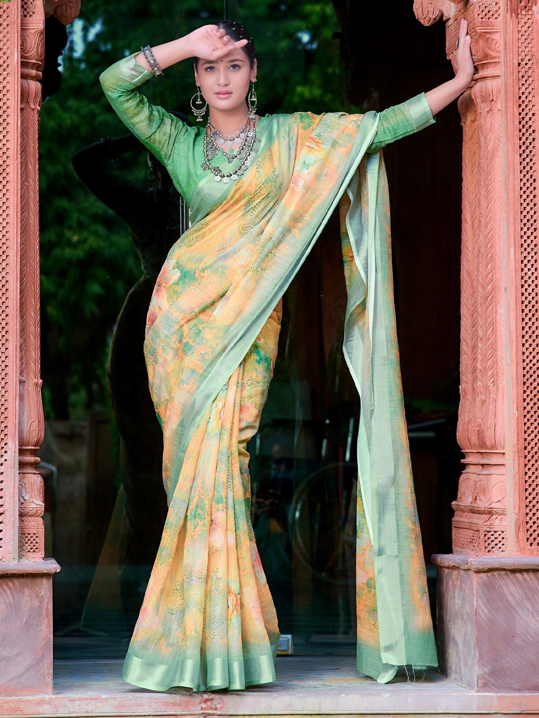 

Kalista Floral Printed Zari Pure Cotton Saree, Yellow