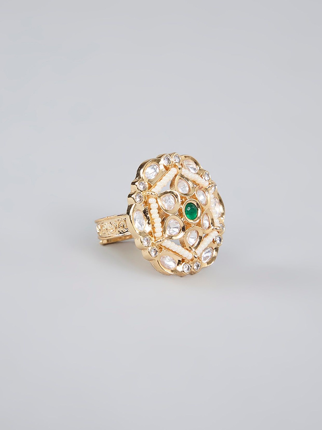 

AURAA TRENDS Gold-Plated Pearl & Stone-Studded Finger Ring