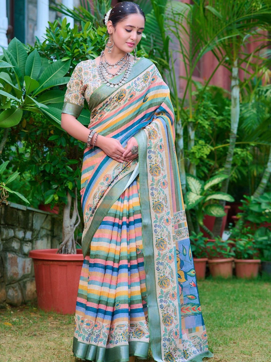 

ORUS Ethnic Motifs Pure Cotton Saree, Beige