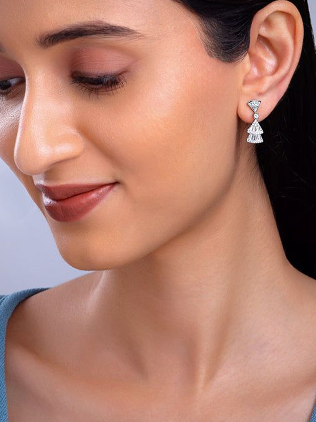 

GIVA Silver-Plated Triangular Crystals Studded Studs