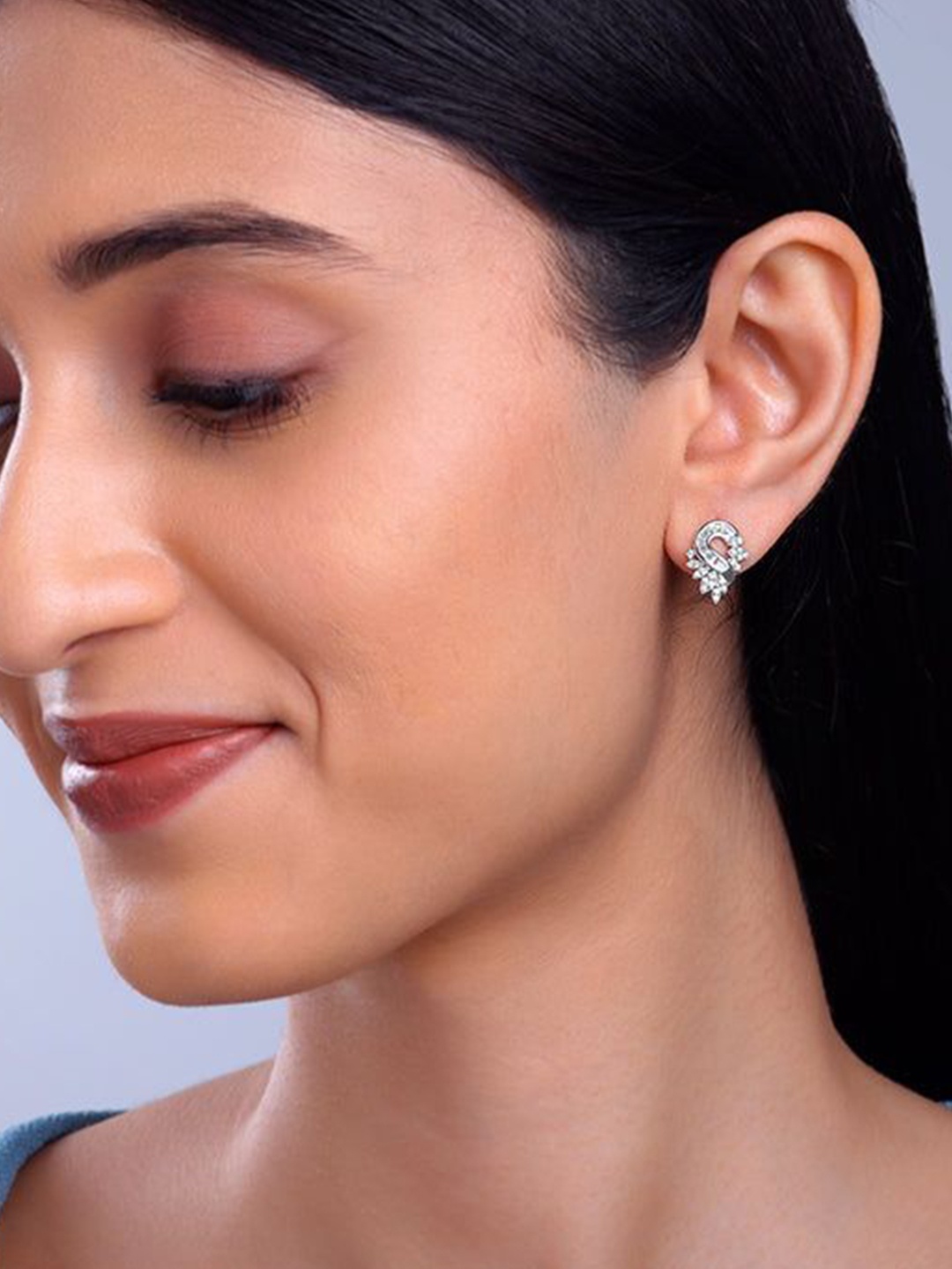 

GIVA 92.5 Silver Stunning Bling Silver-Plated Crystals Classic Studs Earrings