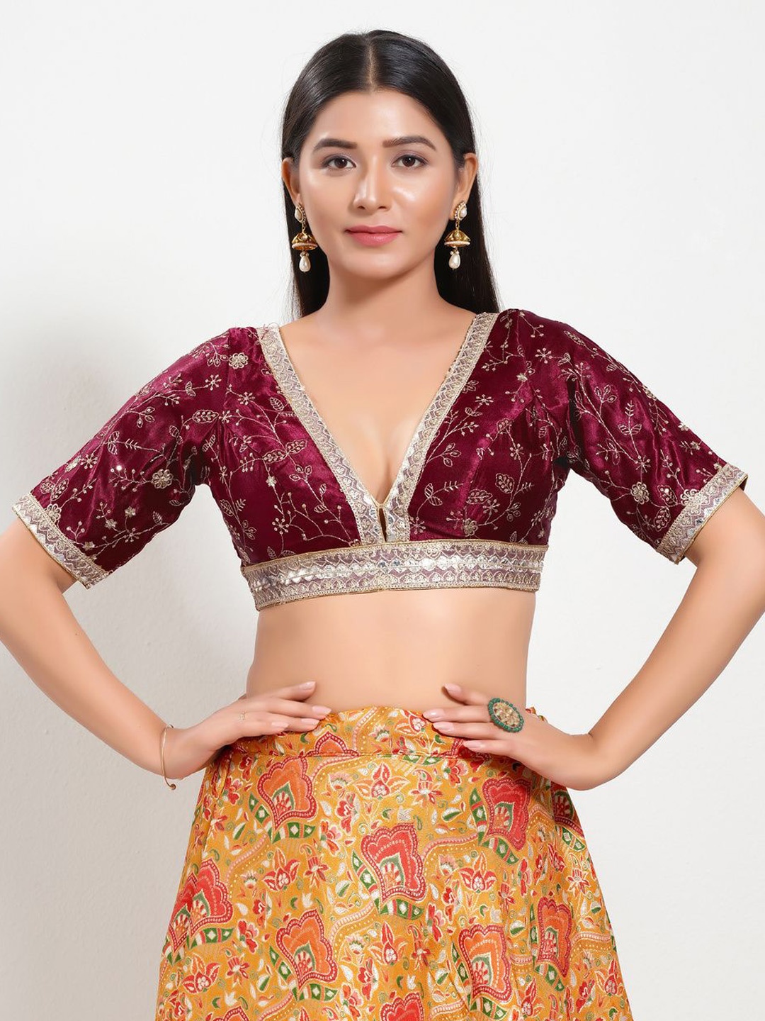 

VAMAS - THE DESIGNER BLOUSES Women V-Neck Padded Saree Blouse, Maroon