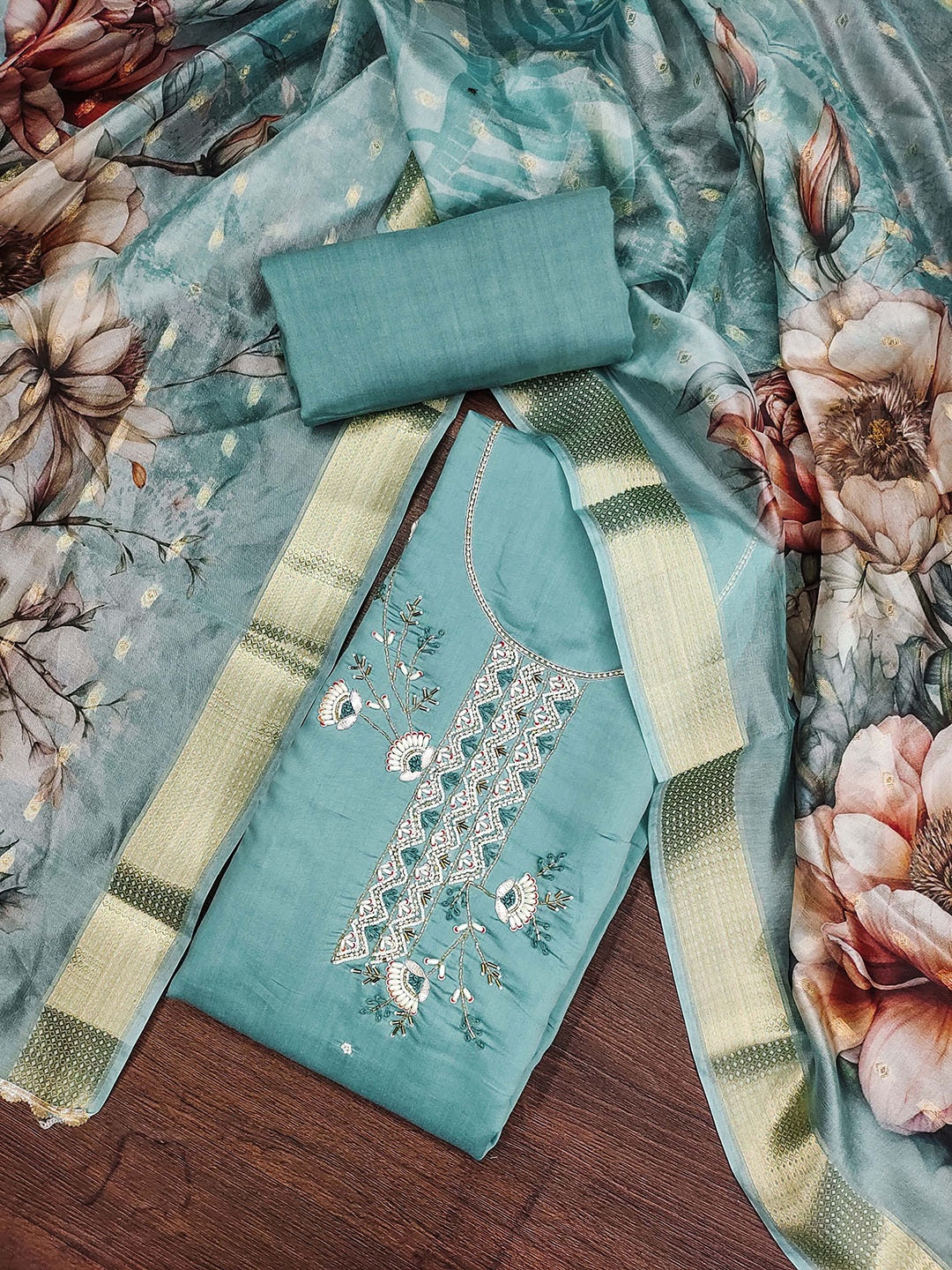 

SHADOW & SAINING Floral Embellished Beaded Pure Silk Semi-Stitched Dress Material, Sea green