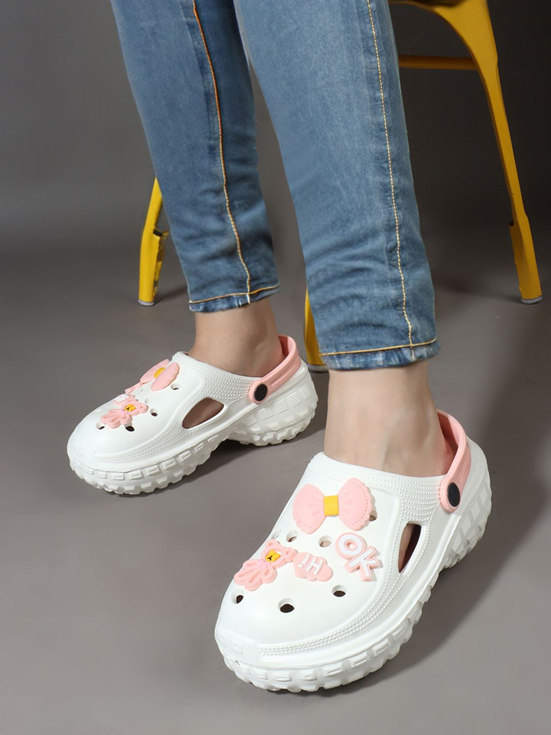 

The Roadster Lifestyle Co Women Printed Comfortable Clogs, White