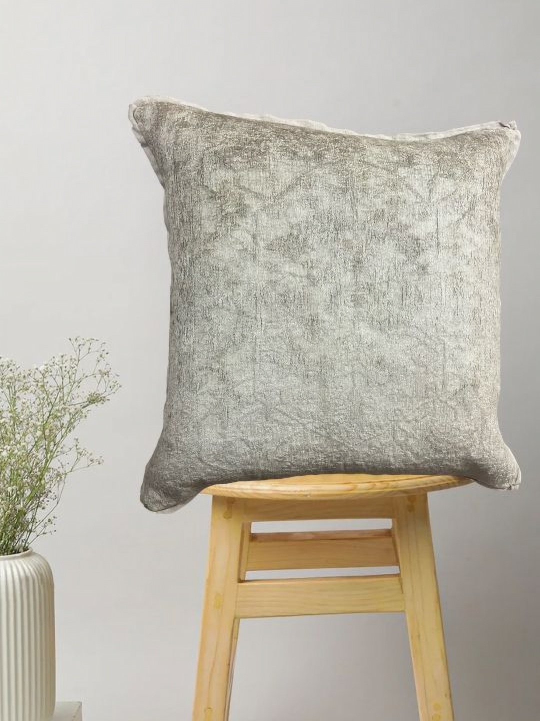 

SAJAVAT Beige & Grey Cotton Square Cushion Cover