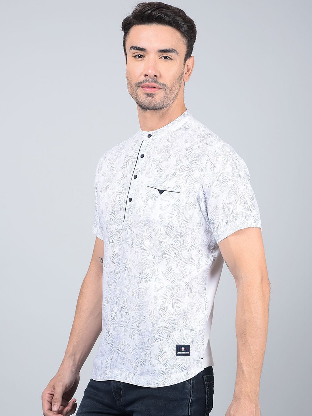 

Crimsoune Club Floral Printed Band Collar Pure Cotton Straight Kurta, White