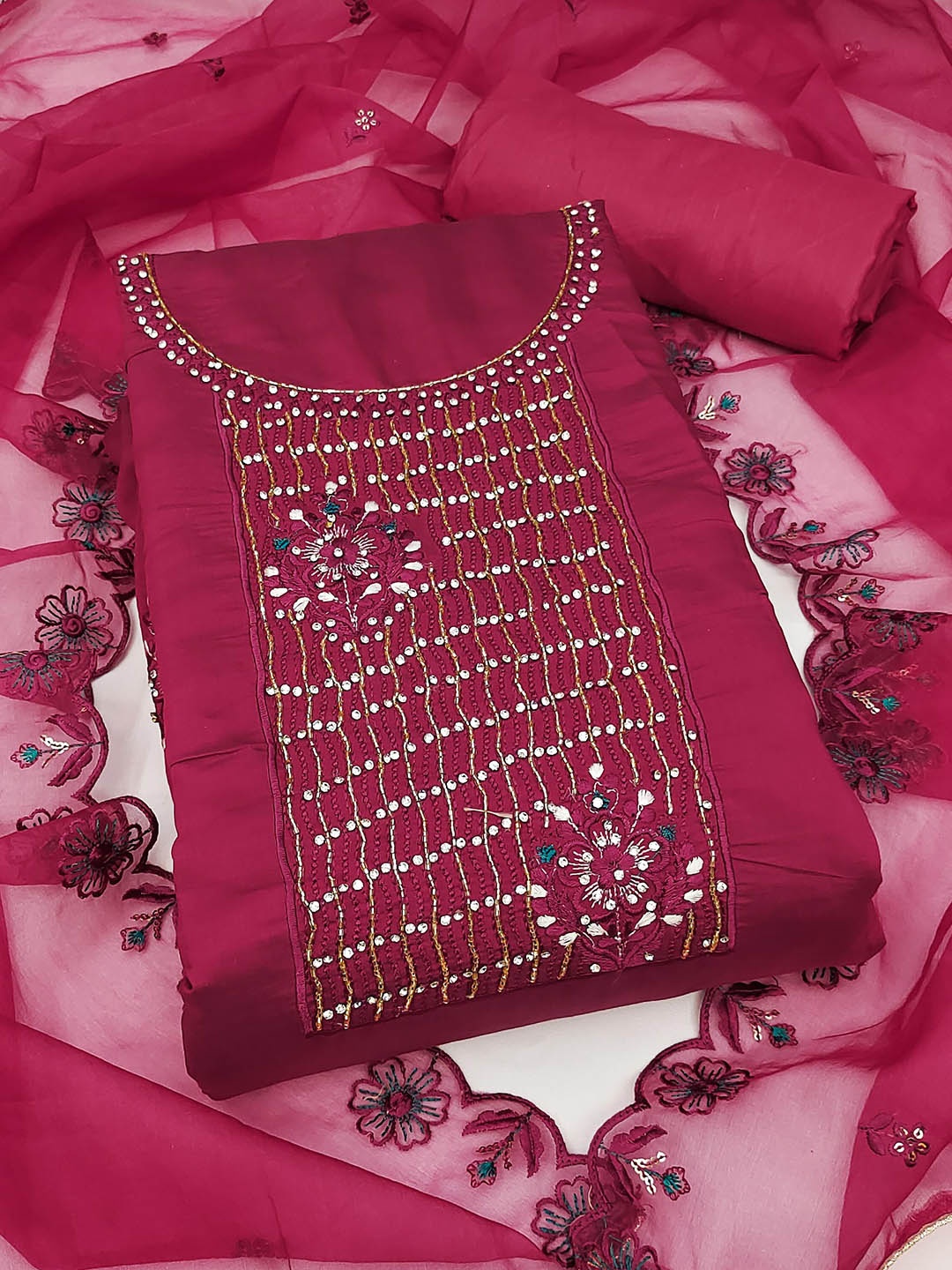 

SHADOW & SAINING Floral Embroidered Beads & Stones Pure Silk Unstitched Dress Material, Magenta