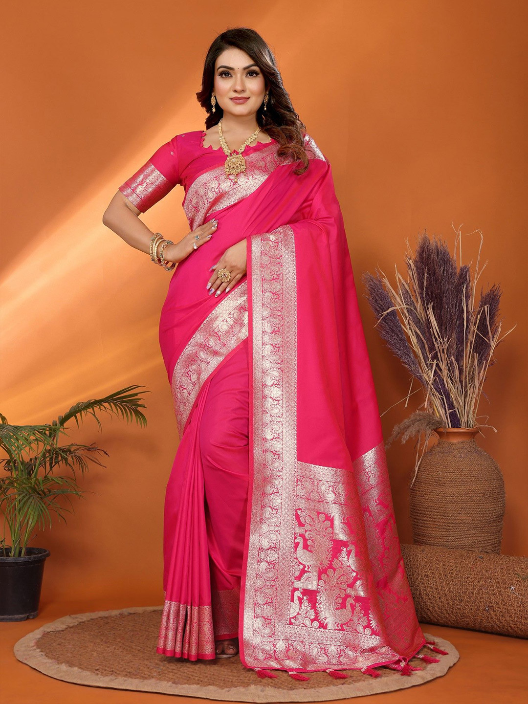 

LeeliPeeri Designer Zari Banarasi Saree, Pink