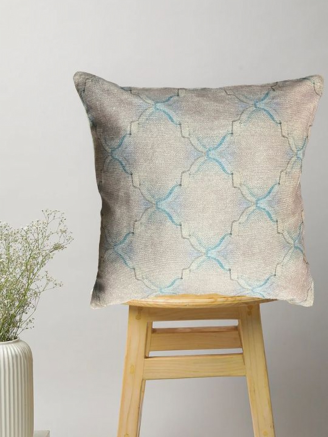 

SAJAVAT Beige & Blue Printed Cotton Square Cushion Cover