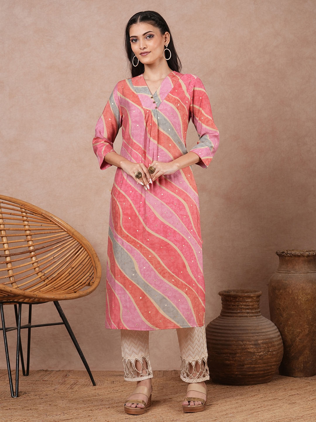 

FASHOR Abstract Printed Pleated V-Neck Straight Kurta, Pink