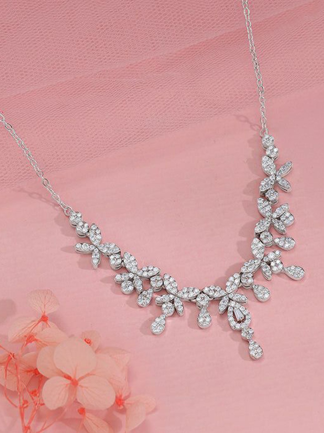 

GIVA Glamorous Sparkle 925 Sterling Silver-Plated Stone Studded Necklace