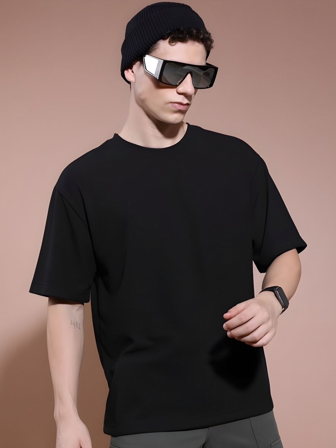 

SZN Men Graphic Printed Round Neck Cotton Oversized T-shirt, Black