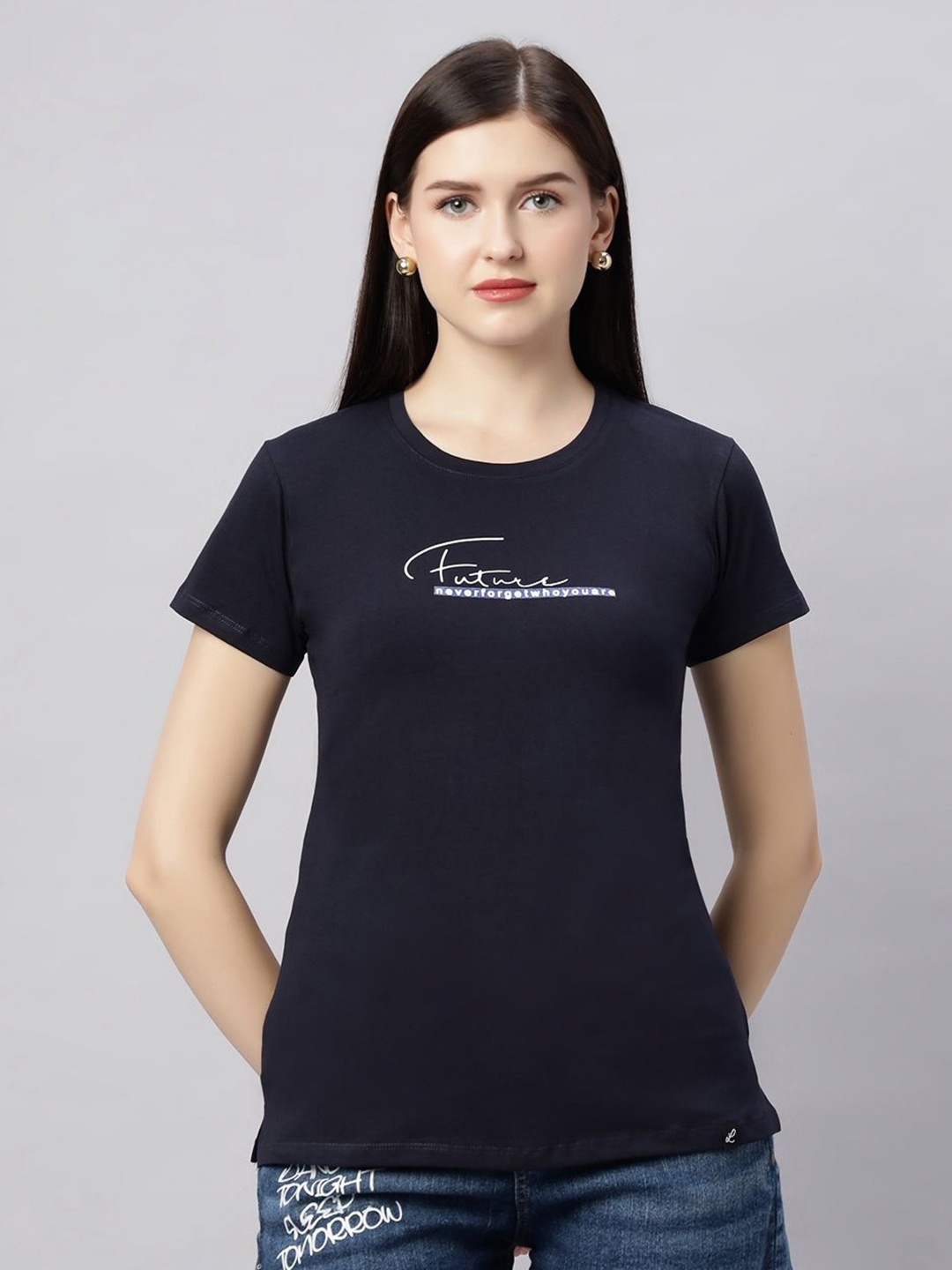 

QUIRA Typography Printed Regular Fit Cotton T-shirt, Navy blue