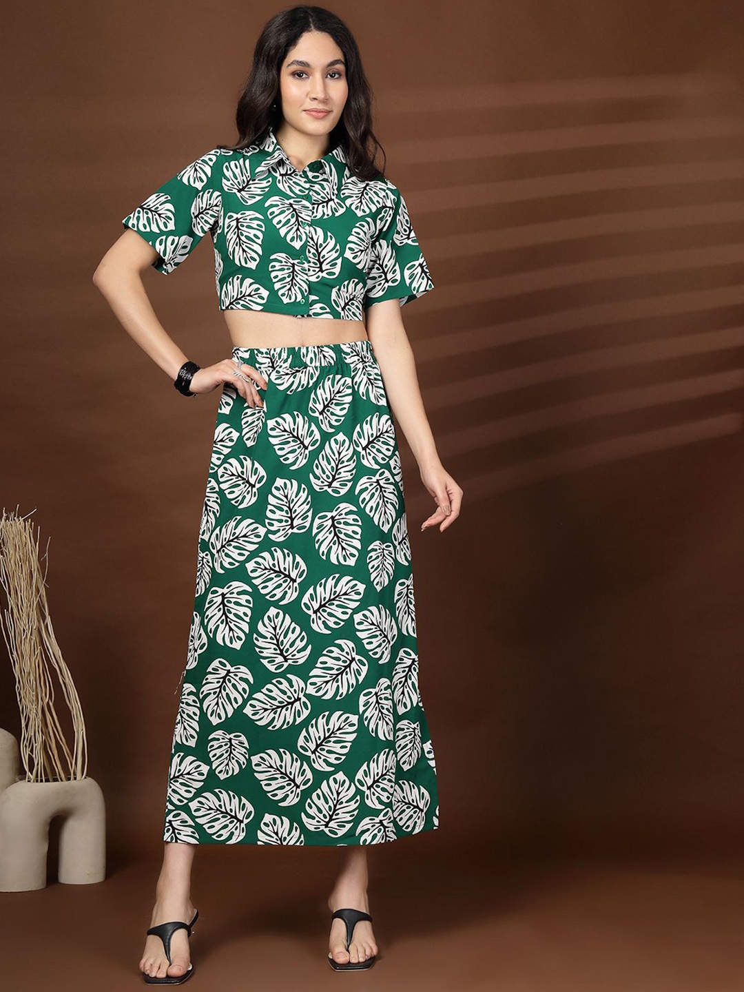 

plusS Printed Short Sleeves Shirt With Skirt, Green