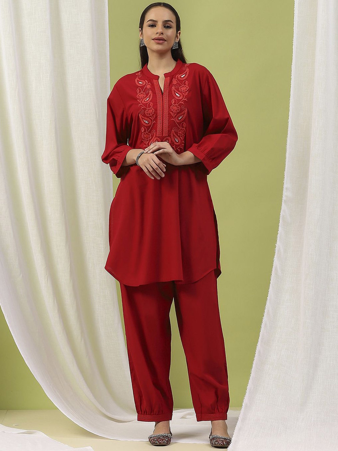 

Nayam By Lakshita Women Paisley Embroidered Thread Work Pure Cotton Kurta with Salwar, Red