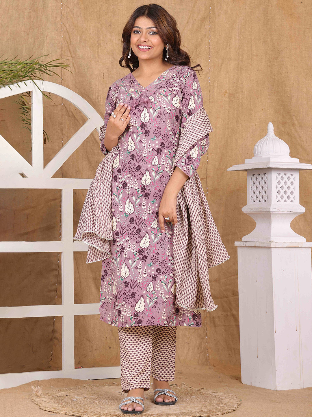 

Laad Floral Printed V-Neck Straight Kurta With Trousers And Dupatta, Purple