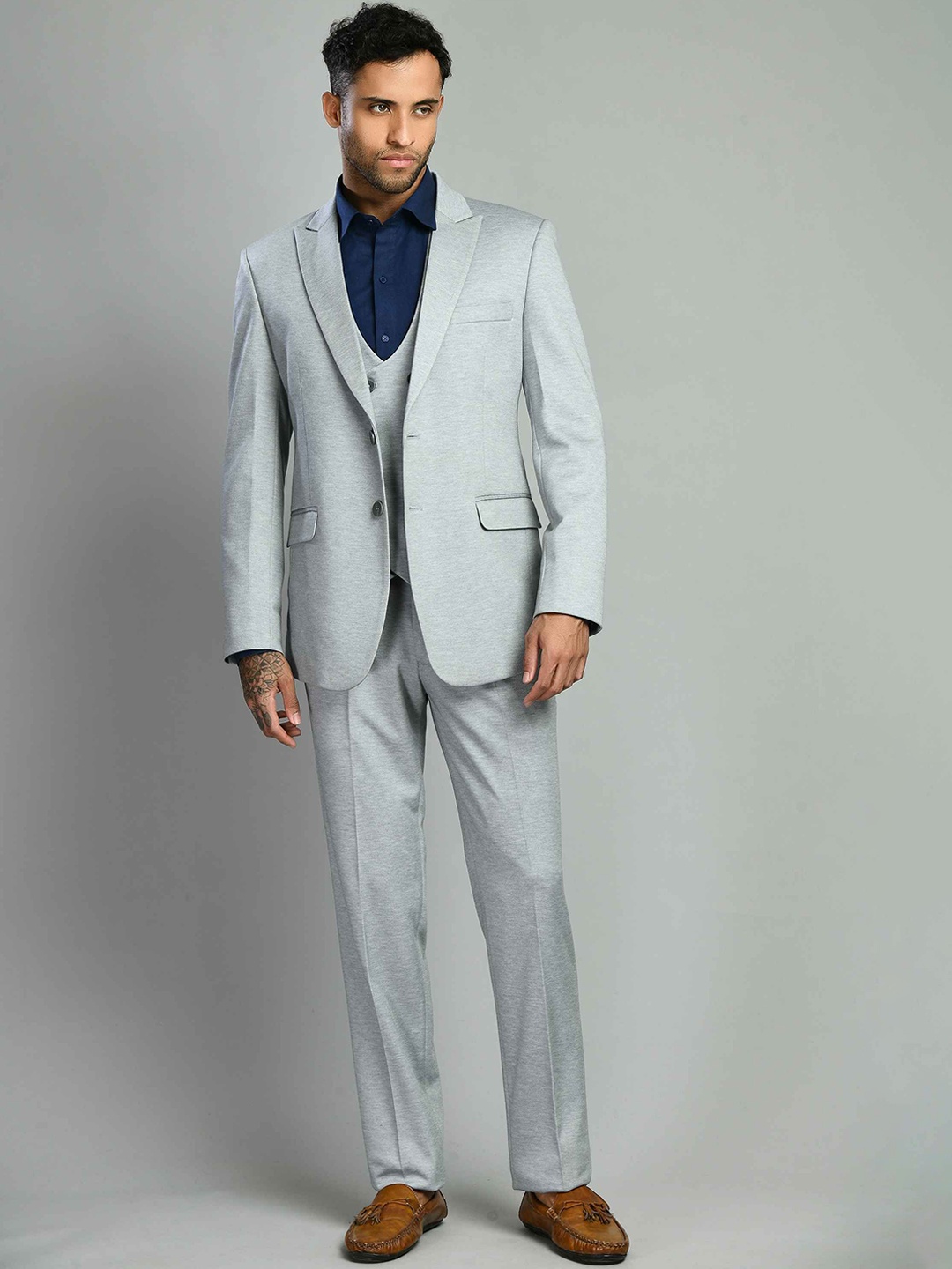 

SQUIREHOOD Men Cotton Single-Breasted Smart-Fit Three-Piece Suit, Grey