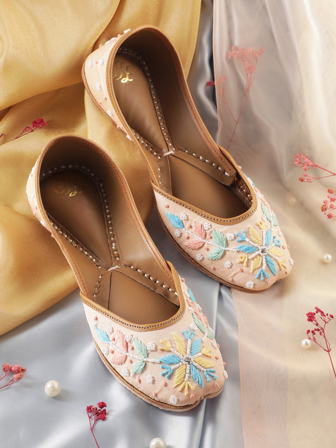 

House of Pataudi Floral Embroidered Mojaris, Beige