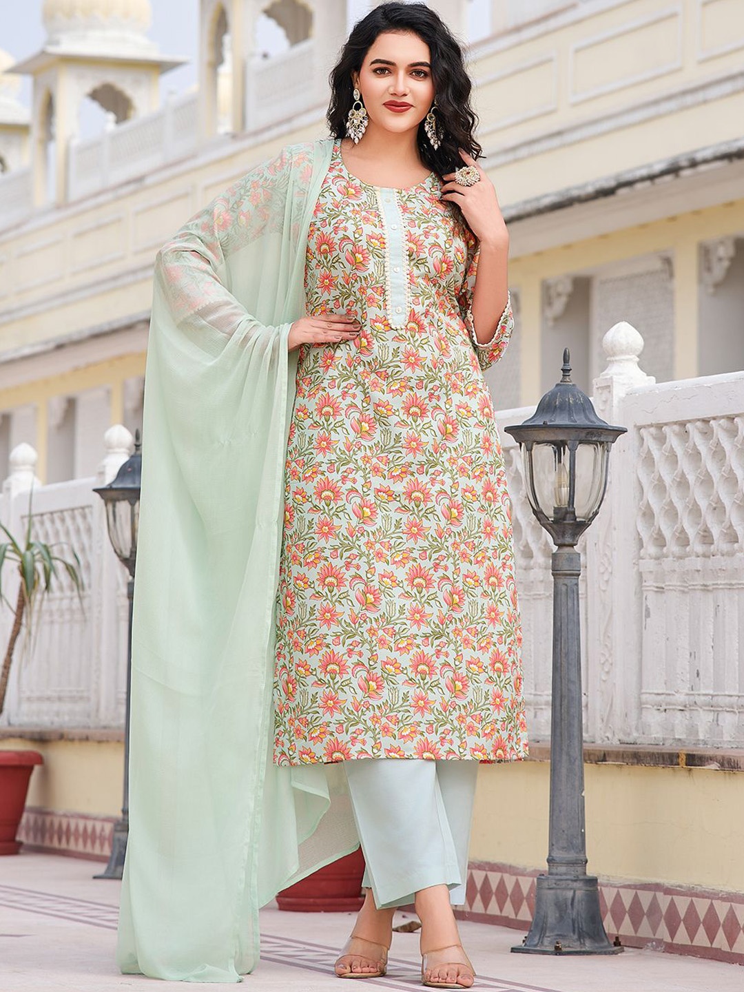 

VIBE VISION Floral Printed Straight Kurta With Trousers And Dupatta, Lime green