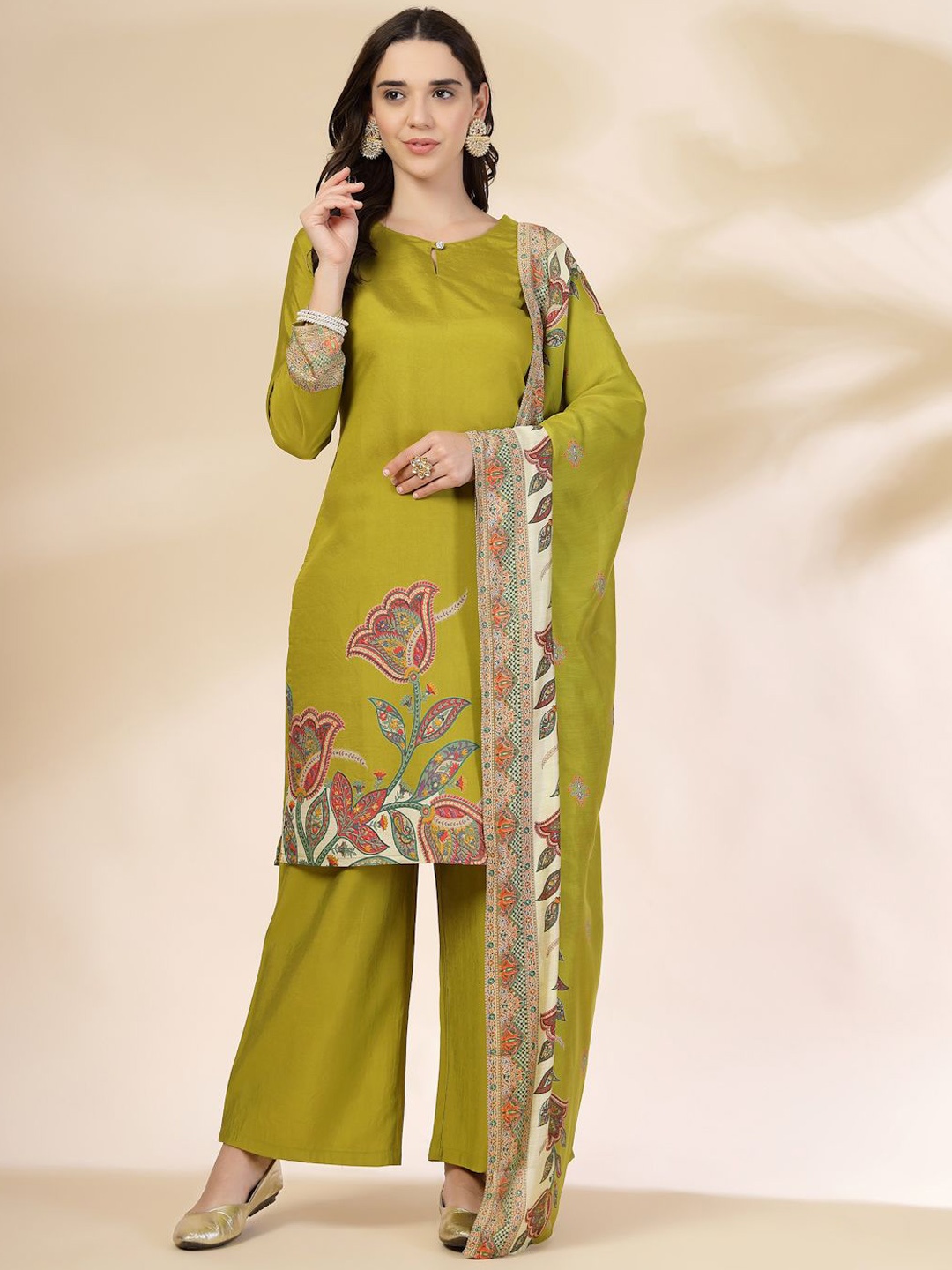 

Yufta Floral Printed Round Neck Straight Kurta With Palazzos And Dupatta, Green