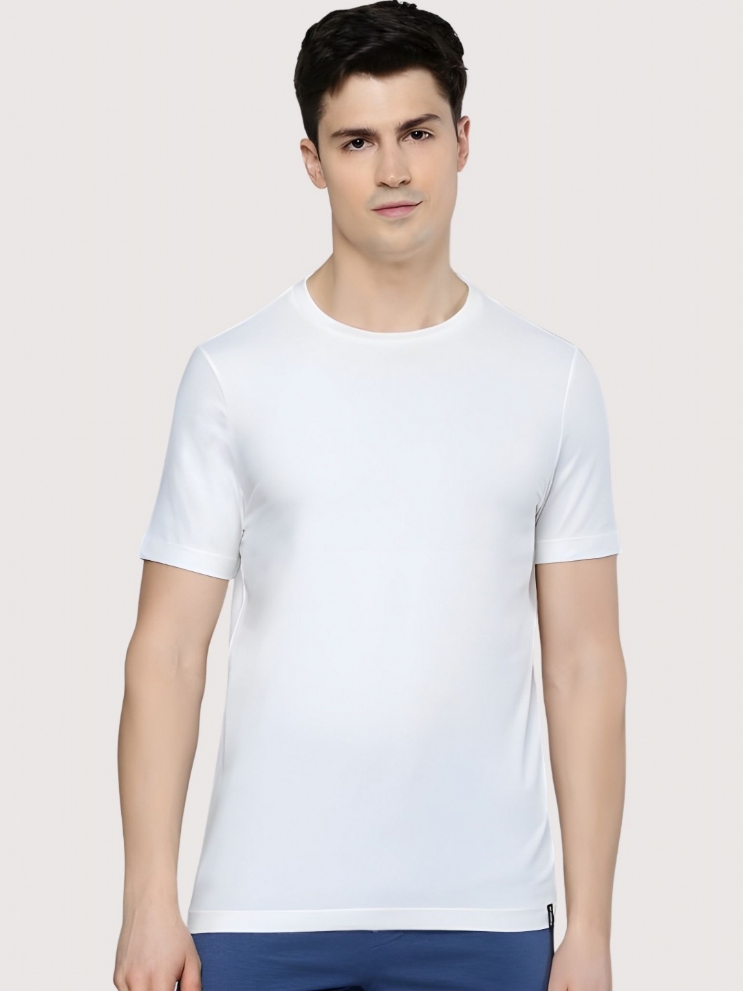 

SZN Men Chhota Bheem Graphic Printed Round Neck Cotton T-shirt, White
