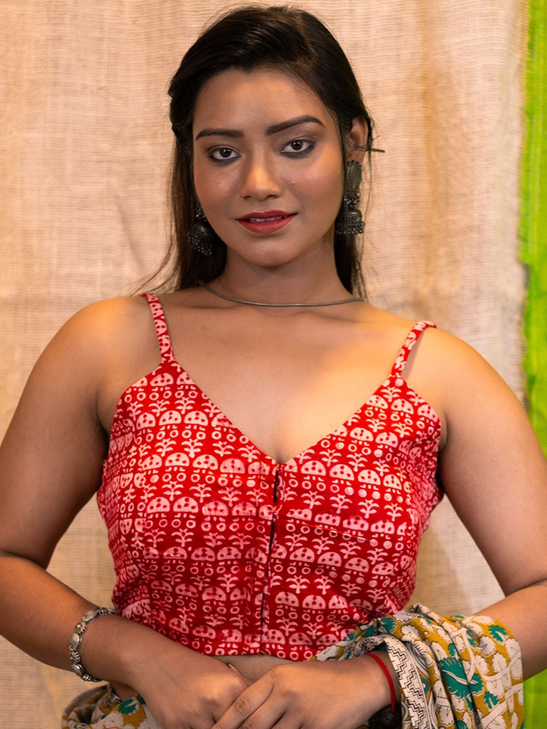 

Uttariya Printed Cotton V Neck Saree Blouse, Red