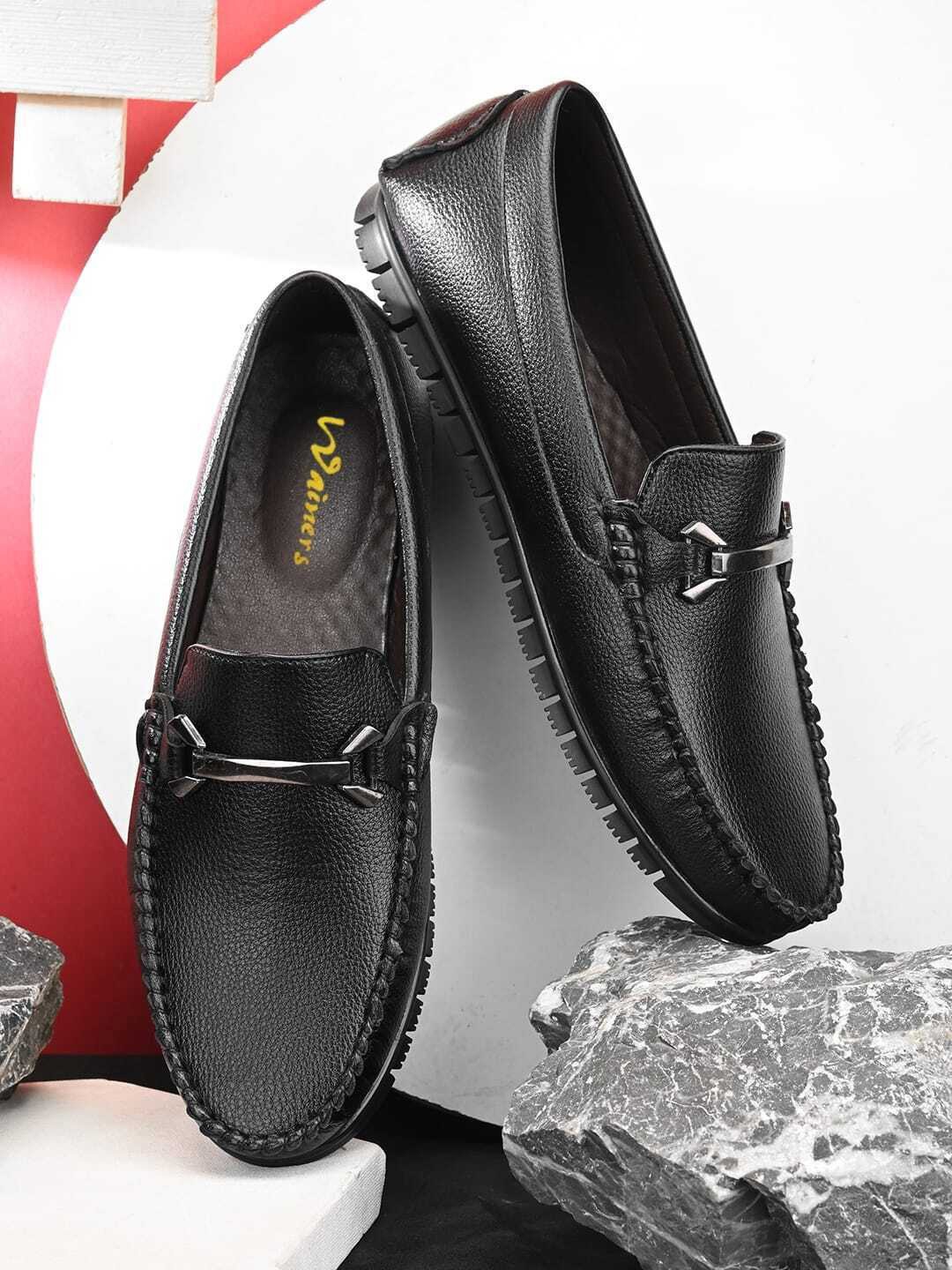 

WAINERS Men Textured Leather Driving Shoes, Black