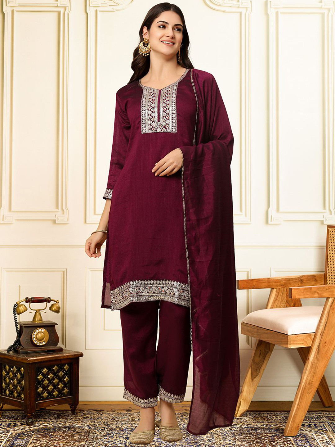 

House of Pataudi Yoke Design Round Neck Kurta With Trousers & Dupatta, Maroon