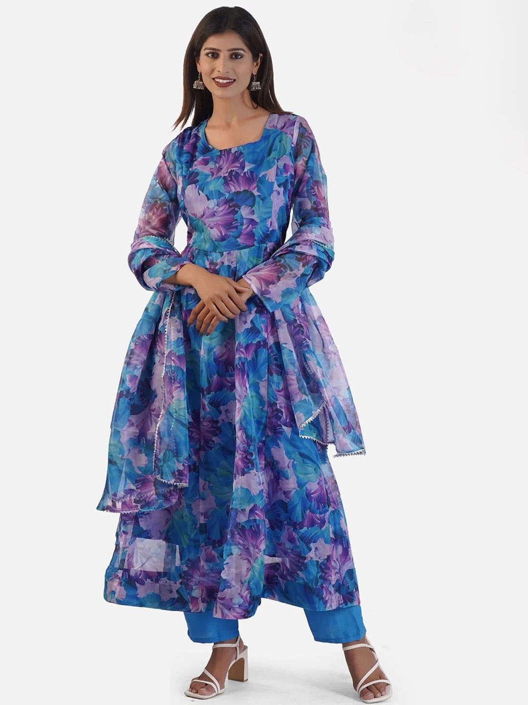 

Daeneyrys Floral Printed Round Neck Anarkali Kurta With Trousers & Dupatta, Blue