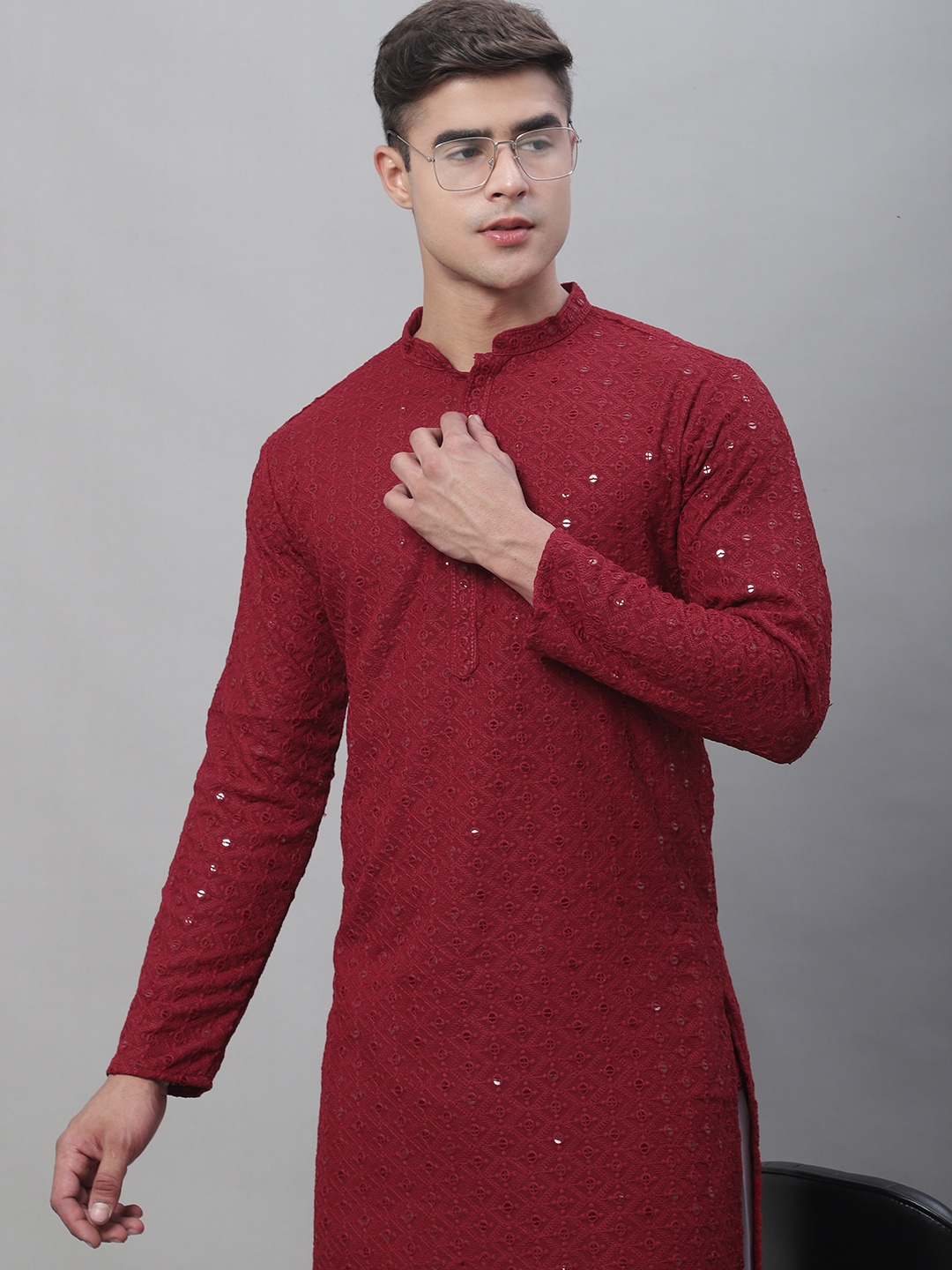 

SOJANYA Ethnic Motifs Embroidered Sequinned Pure Cotton Kurta, Maroon