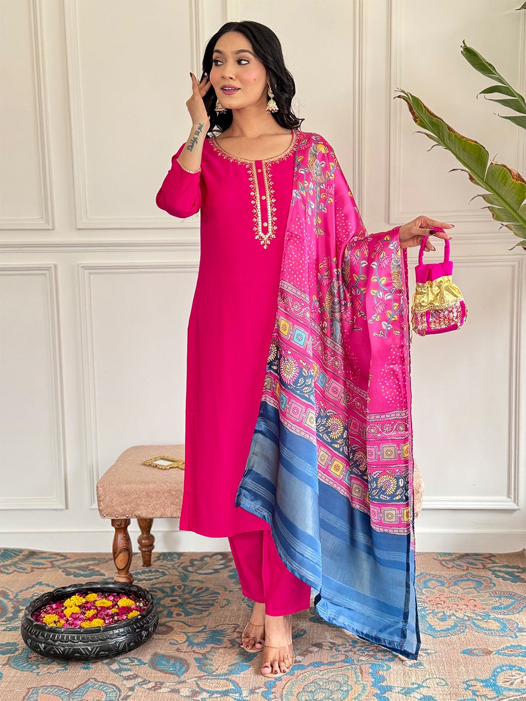 

S.K.C Floral Yoke Design Sequinned Kurta With Trousers And Dupatta, Pink