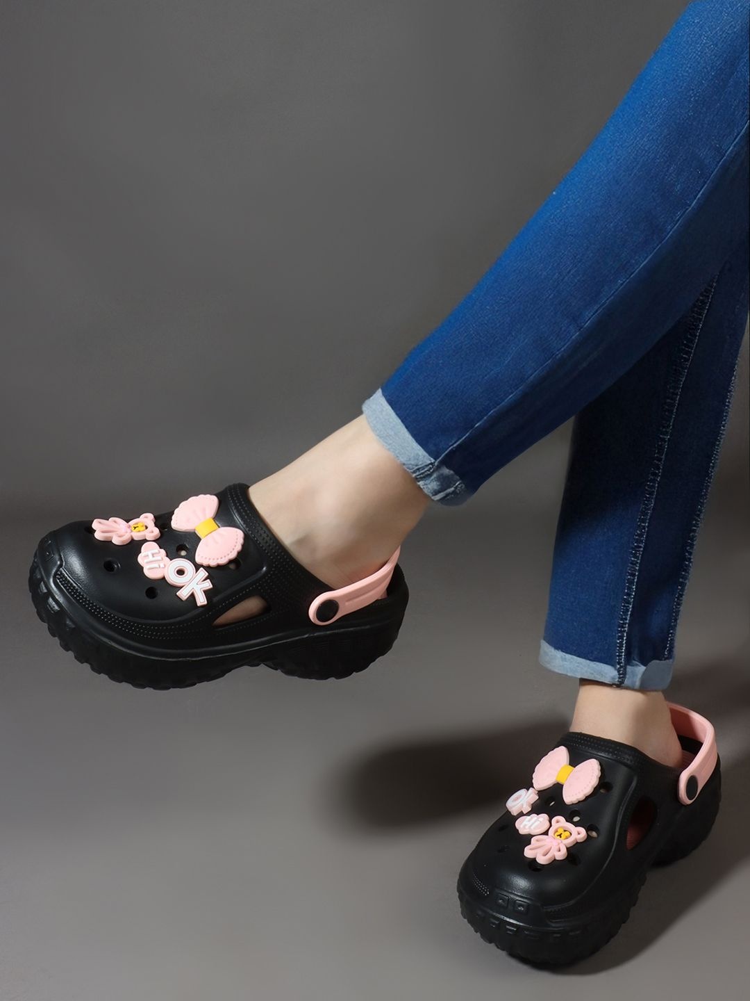 

The Roadster Lifestyle Co Women Printed Comfortable Clogs, Black