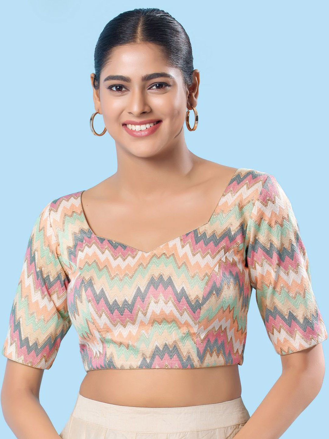 

VAMAS - THE DESIGNER BLOUSES Women Round Neck Padded Saree Blouse, Gold