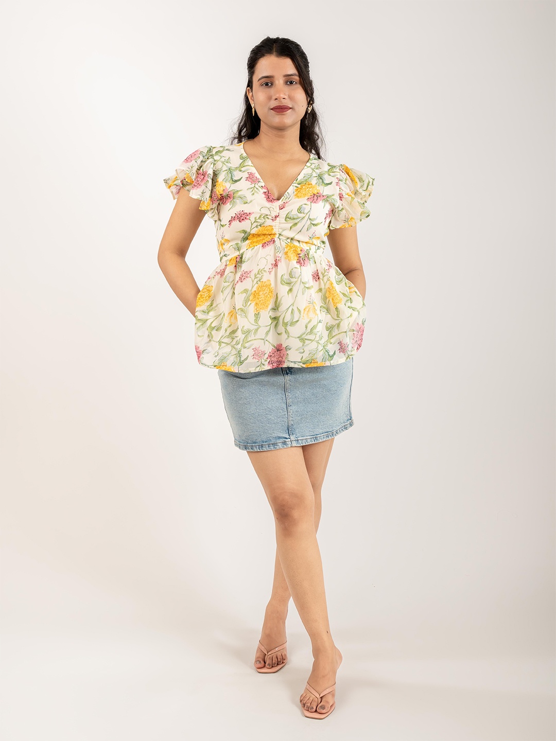 

MONOMEE Floral Printed Georgette A-Line Top, Off white