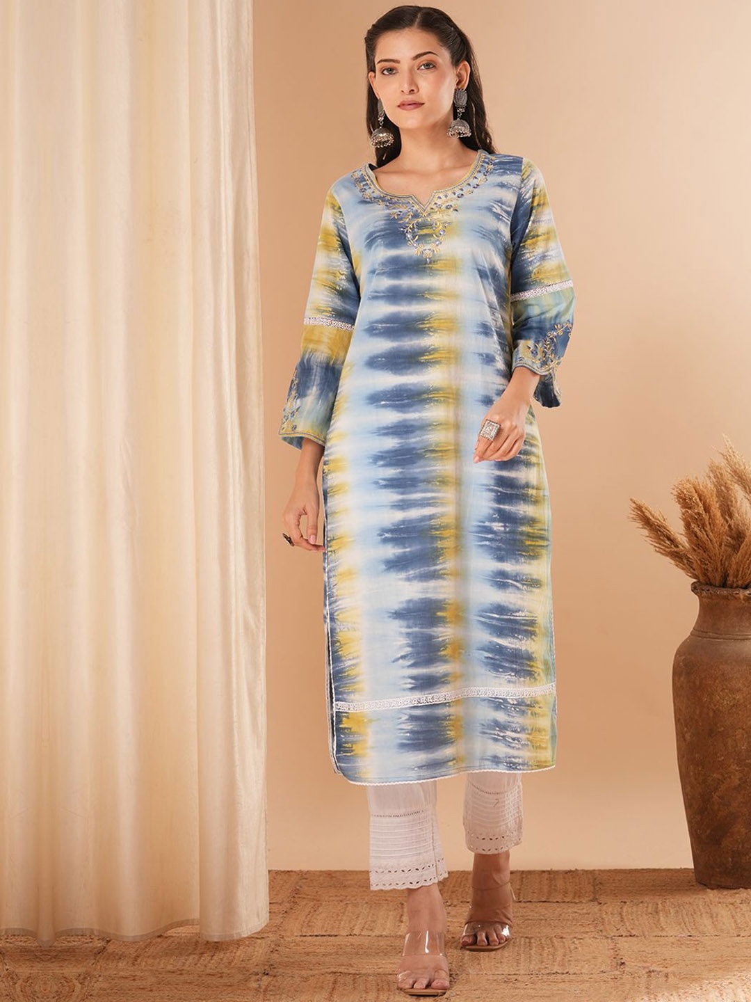 

FASHOR Shibori Printed Notch Neck Thread Work Pure Cotton Straight Kurta, Blue