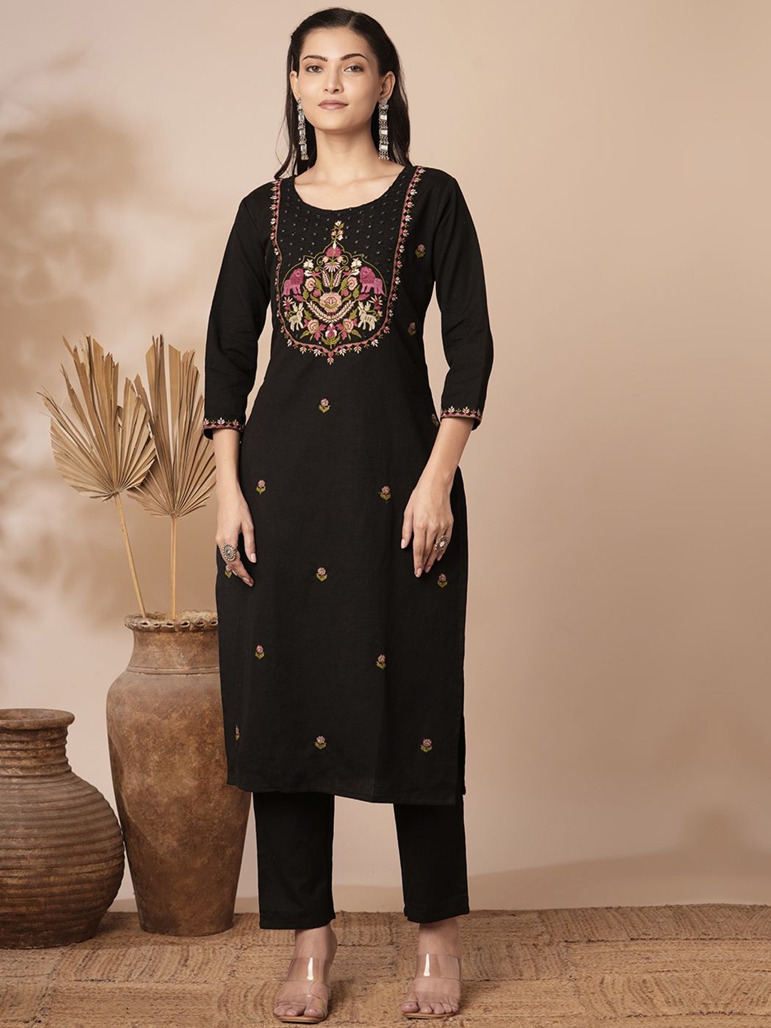 

FASHOR Ethnic Mirror Embroidered Tunic & Trousers, Black