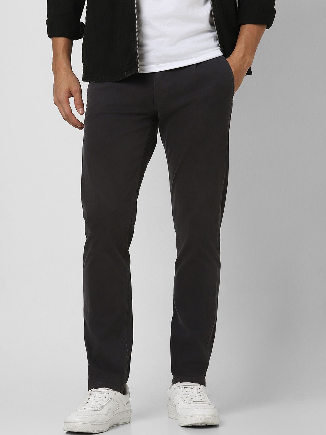 

V Dot Men Slim Fit Jeans, Grey