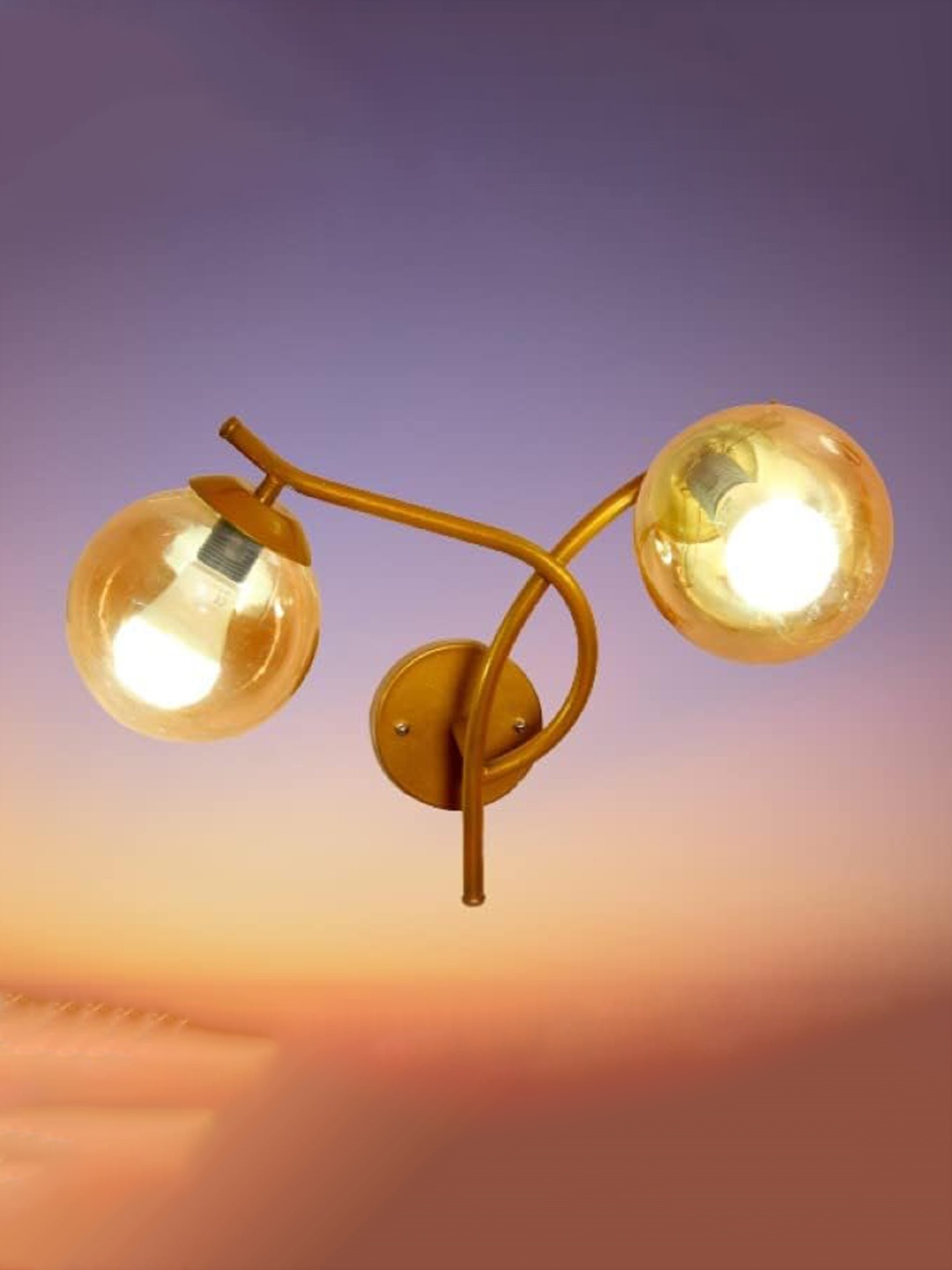 

KINIS Gold-Toned Quirky Abstract Shaped Shaped Wall Lamp