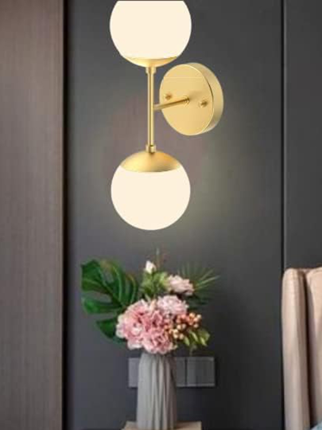 

KINIS Gold-Toned & White Quirky Abstract Shaped Wall Lamp